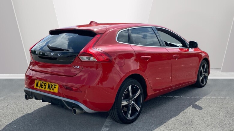 Volvo V40 T2 [122] R DESIGN Edition 5dr Petrol Hatchback